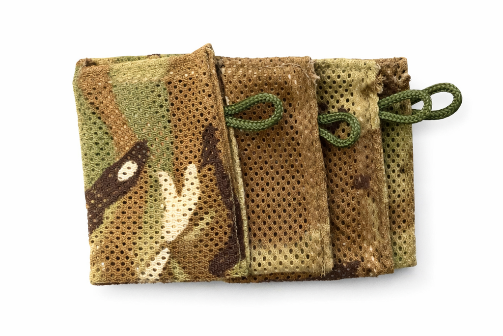 Jungle Knots with Pouches