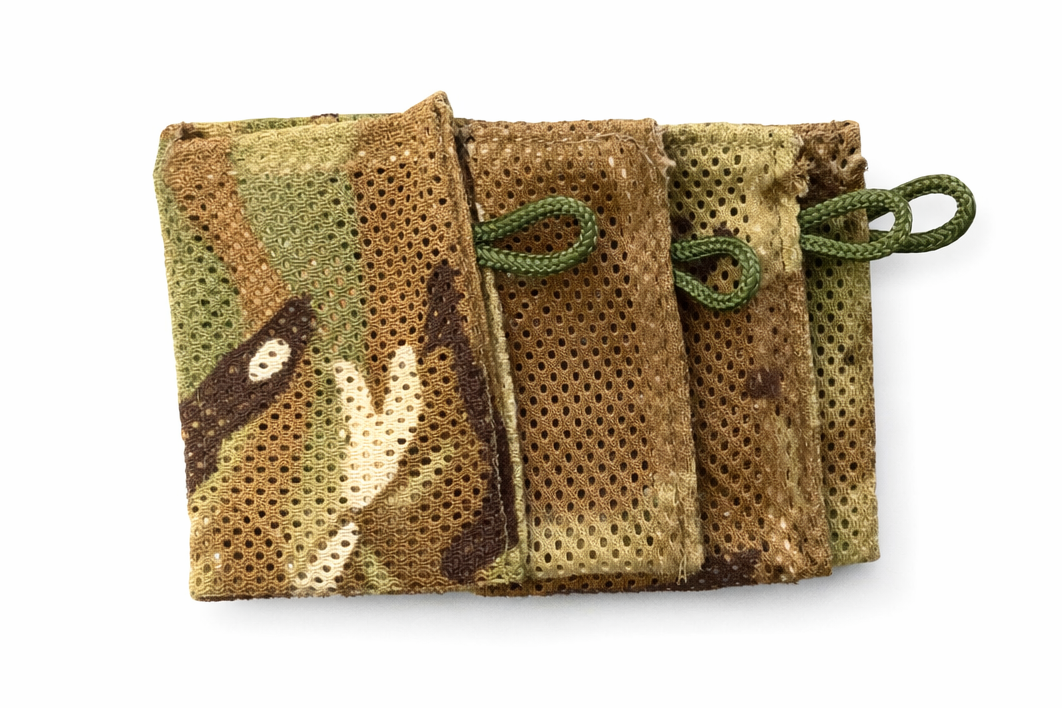 Jungle Knots with Pouches