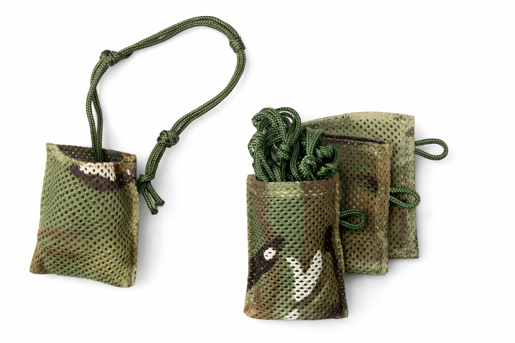 Jungle Knots with Pouches